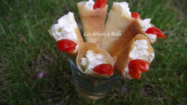 Cornets chantilly ail & fines herbes