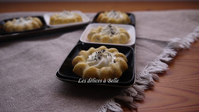 Mini Saint Honoré paprika, pavot & crème de boursin
